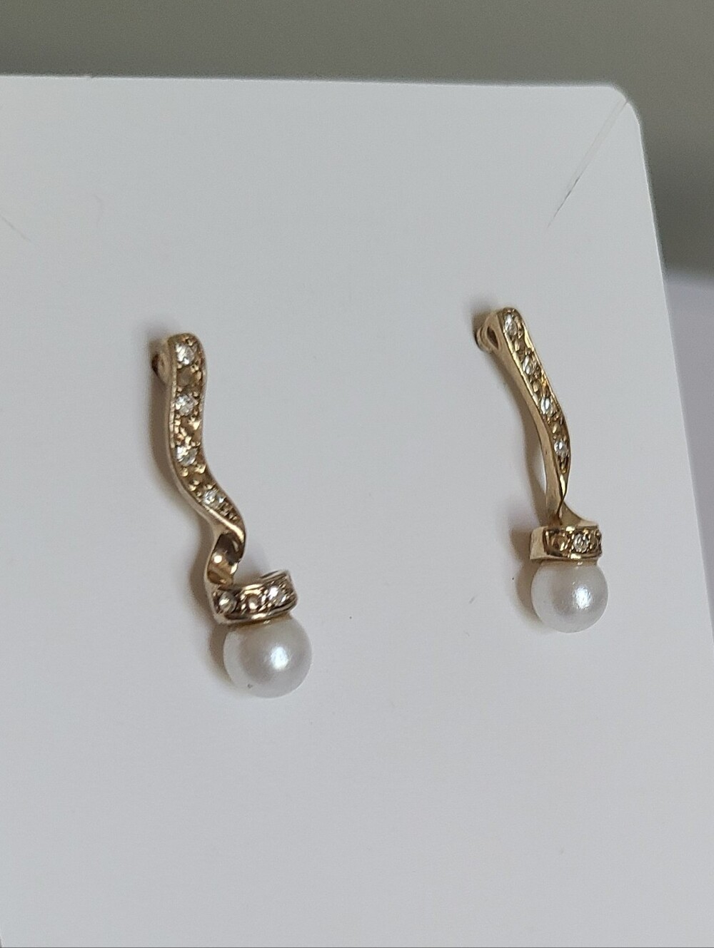 Vintage Gold Tone Rhinestone Pearl Drop Evening Formal Necklace Earrings Set - Picture 12 of 14